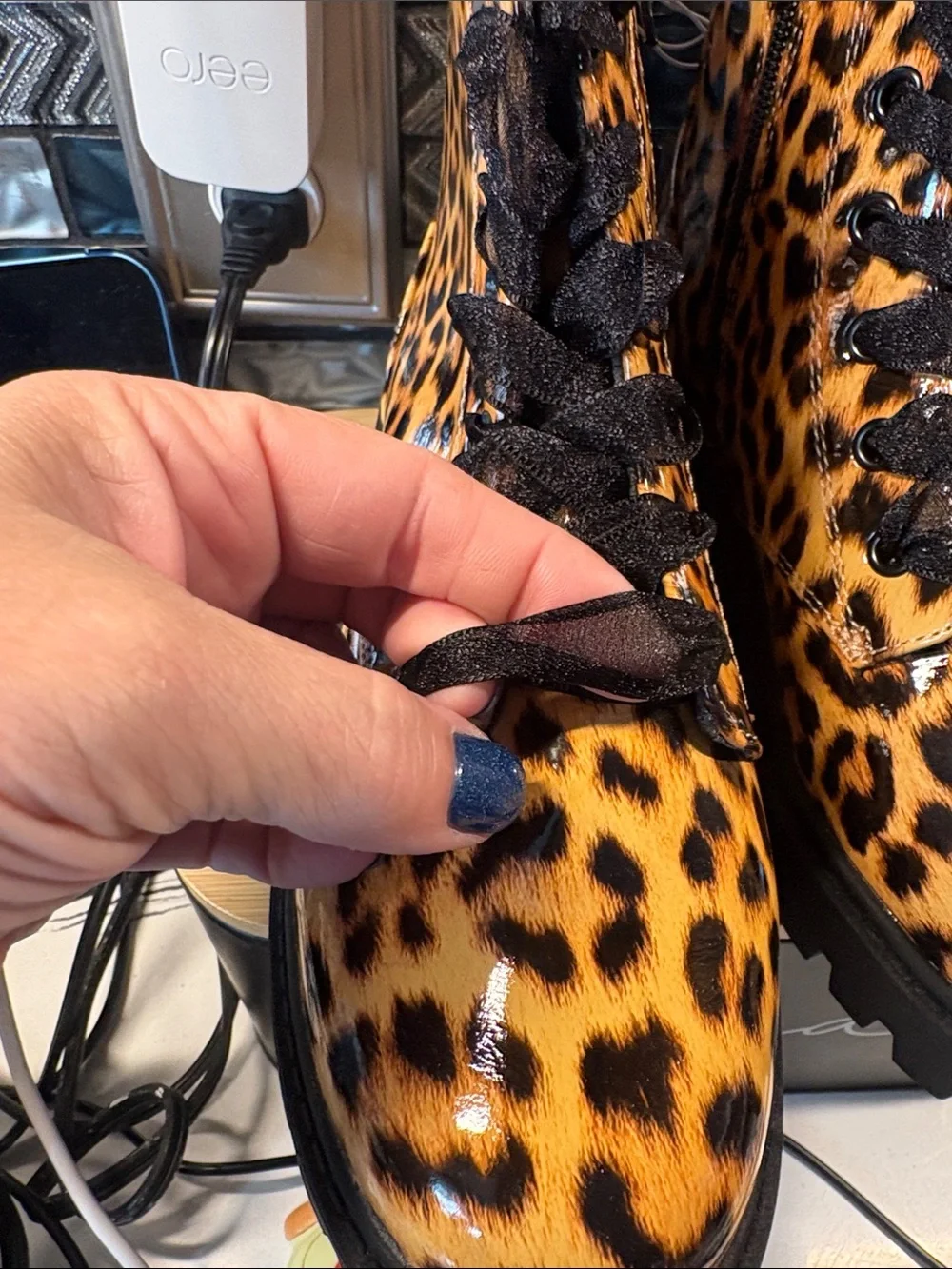art class Leopard-Print Lace-Up Kids Boots in Black and Tan
